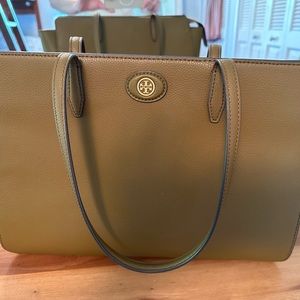 Tory burch Emerson bag in moose external zip three internal pockets